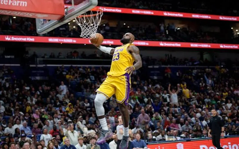 lebron james hanh trinh tro thanh bieu tuong bong ro the gioi