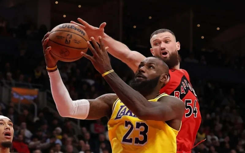lebron james hanh trinh tro thanh bieu tuong bong ro the gioi